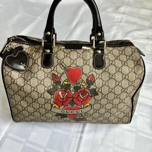Authentic Gucci Tattoo Heart Boston Bag ✨ *Has some damages* 🌹